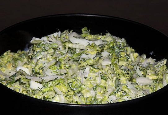 Salade de chou de Pékin et œufs