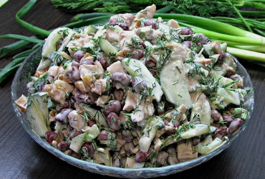 Salade de poulet fumé aux haricots