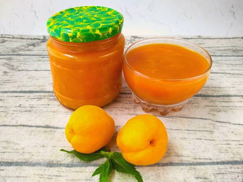 Apricot jam without sugar