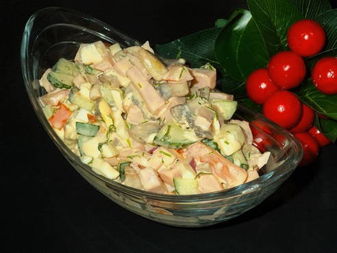 Salade de jambon et champignons frits