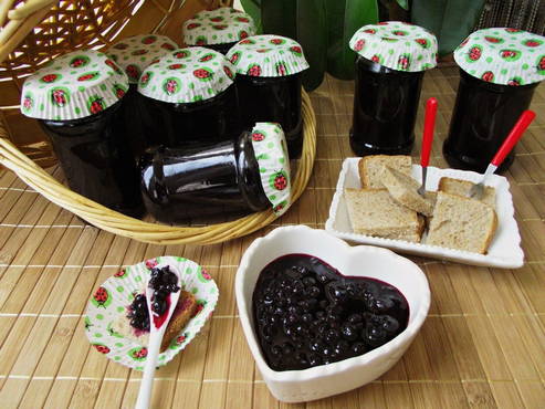 Confiture de cassis dans une mijoteuse