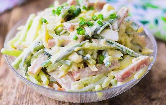 Ham and cucumber salad