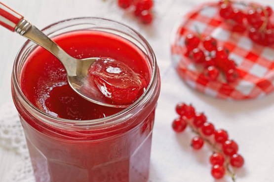 Seedless red currant jam