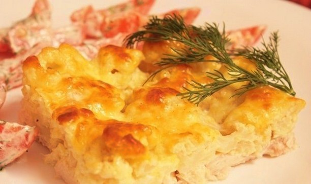 Cauliflower and chicken fillet casserole