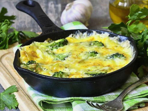 Casserole de chou-fleur dans une casserole