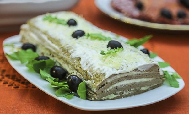 Gâteau au foie avec du fromage