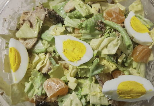 Salade de chou de Pékin et poitrine de poulet