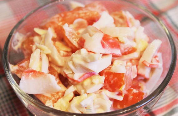 Salade de crabe aux tomates