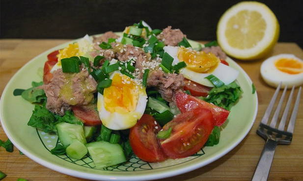 Salade PP au thon, concombre et oeuf