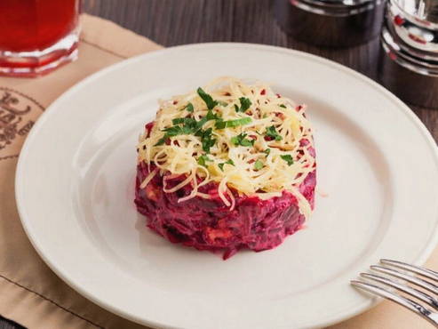 Beet cheese salad