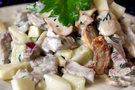 Salade de champignons et viande