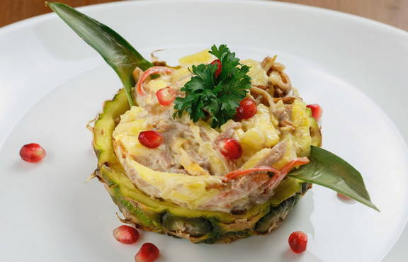 Tongue and pineapple salad