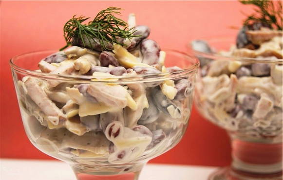 Salted mushroom salad