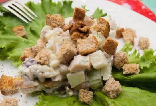 Salade de poulet fumé