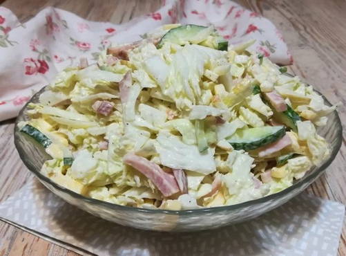 Salade de chou de Pékin et jambon