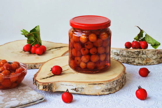 Confiture d'aubépine sans pépins pour l'hiver