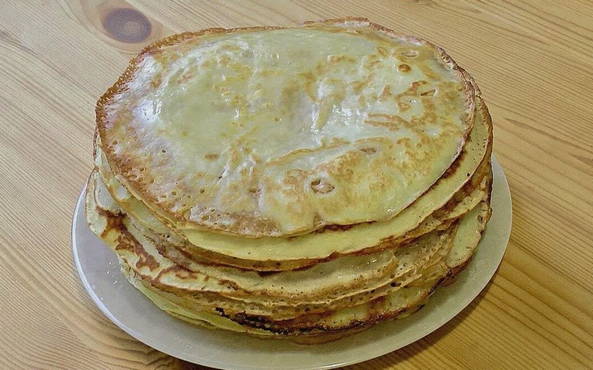 Crêpes à la crème sure sans lait