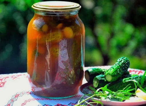 Cucumbers with chili ketchup, 1 liter