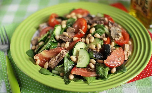 Salade de haricots aux légumes