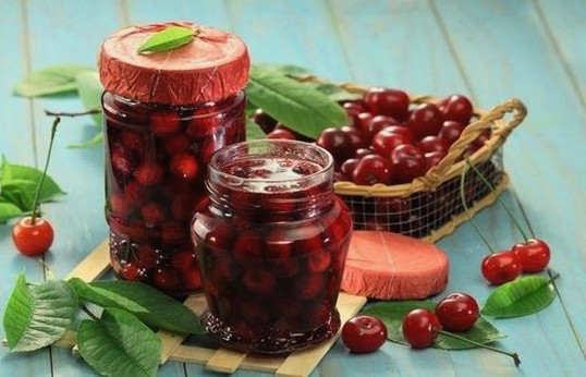 Sweet cherry jam with lemon and orange