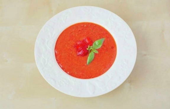 Gazpacho with strawberries