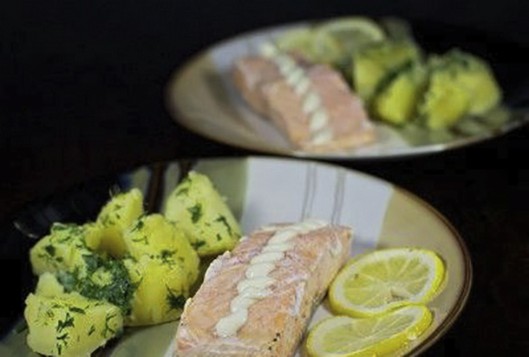 Pink salmon in the oven with onions