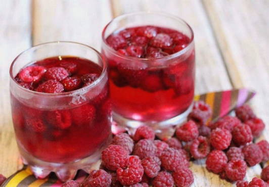 Compote de framboises pour l'hiver