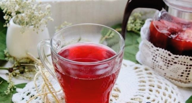 Strawberry and black currant compote