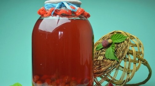 Compote de framboises pour l'hiver sans stérilisation