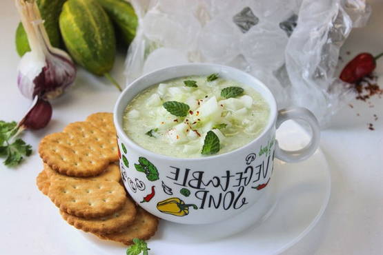 Cucumber gazpacho