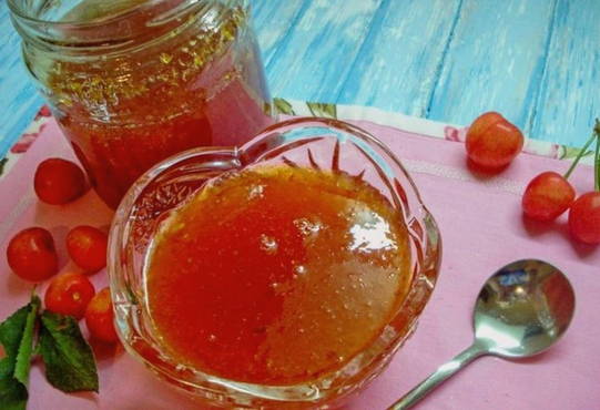 White cherry jam