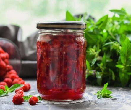 Confiture de framboises simple cinq minutes pour l'hiver