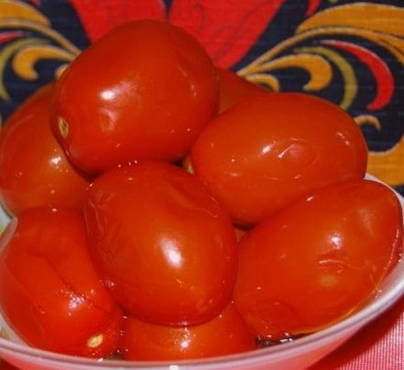 Pickled tomatoes sweet without spices