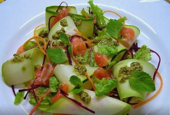 Young zucchini salad