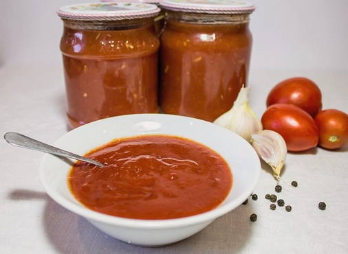 Ketchup maison au jus de tomate