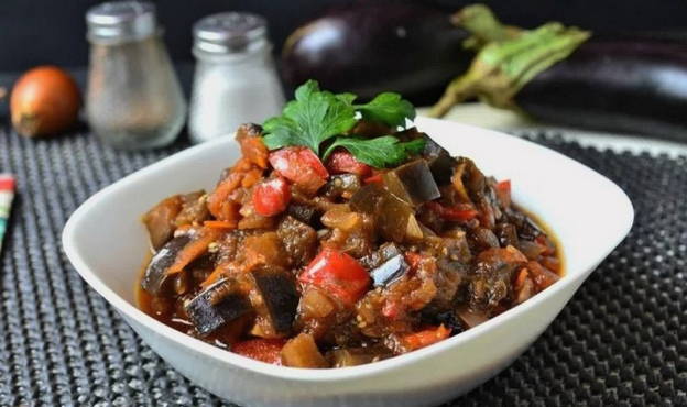 Eggplant saute with garlic