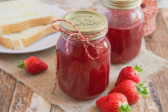 Confiture Victoria pour l'hiver