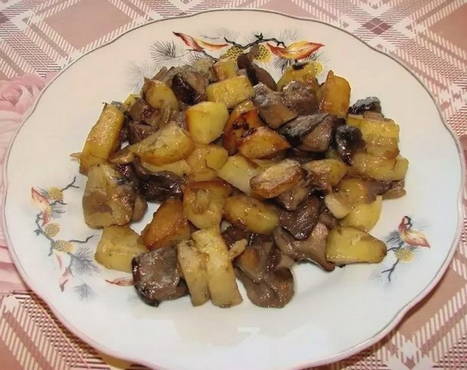 Cèpes frits avec pommes de terre