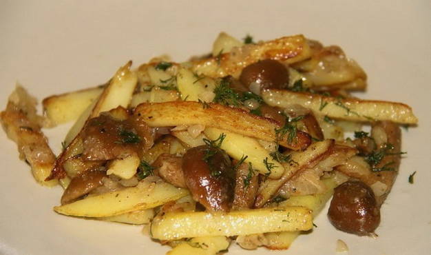 Pommes de terre sautées aux champignons et oignons au miel