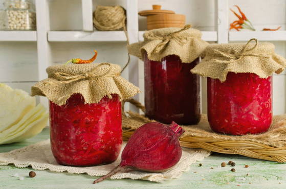 Red beet caviar for the winter