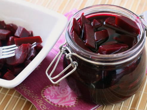 Pickled beets for the winter in jars