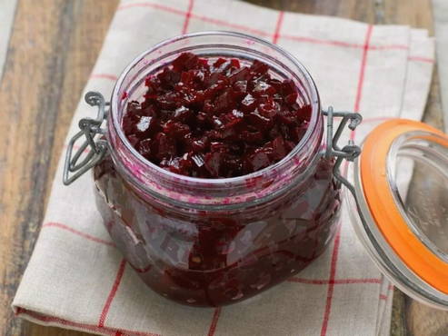 Pickled beets with vinegar for the winter