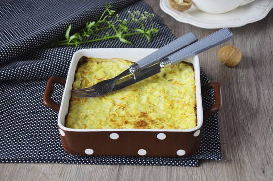 Potato casserole with zucchini in the oven