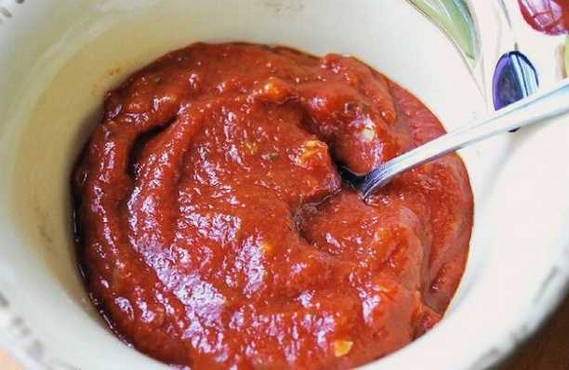 Pâte de tomate sans vinaigre pour l'hiver