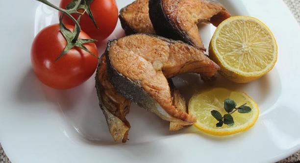 Pink salmon in a pan, so that it is not dry