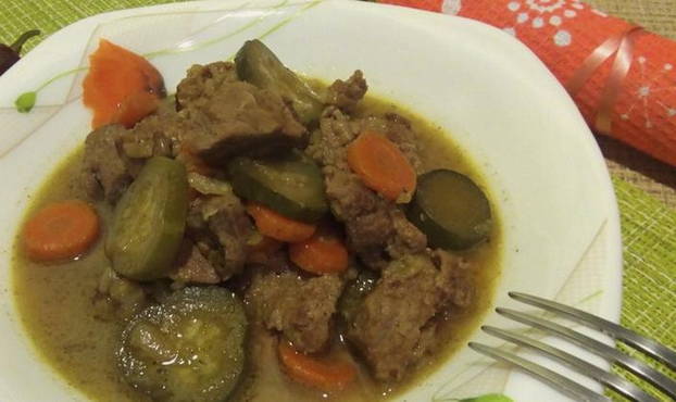 Goulash with pickles