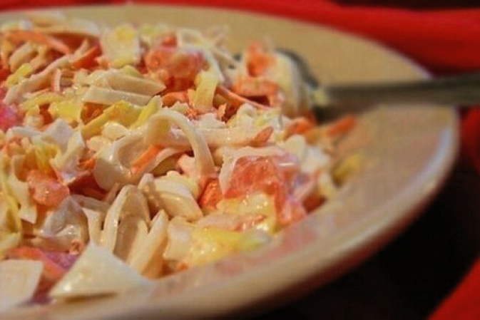 Squid, tomato and garlic salad