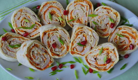 Lavash au poulet fumé et carottes coréennes