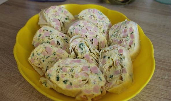 Rouleau de lavash au jambon et fromage