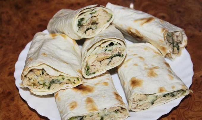 Rouleau de lavash au poulet